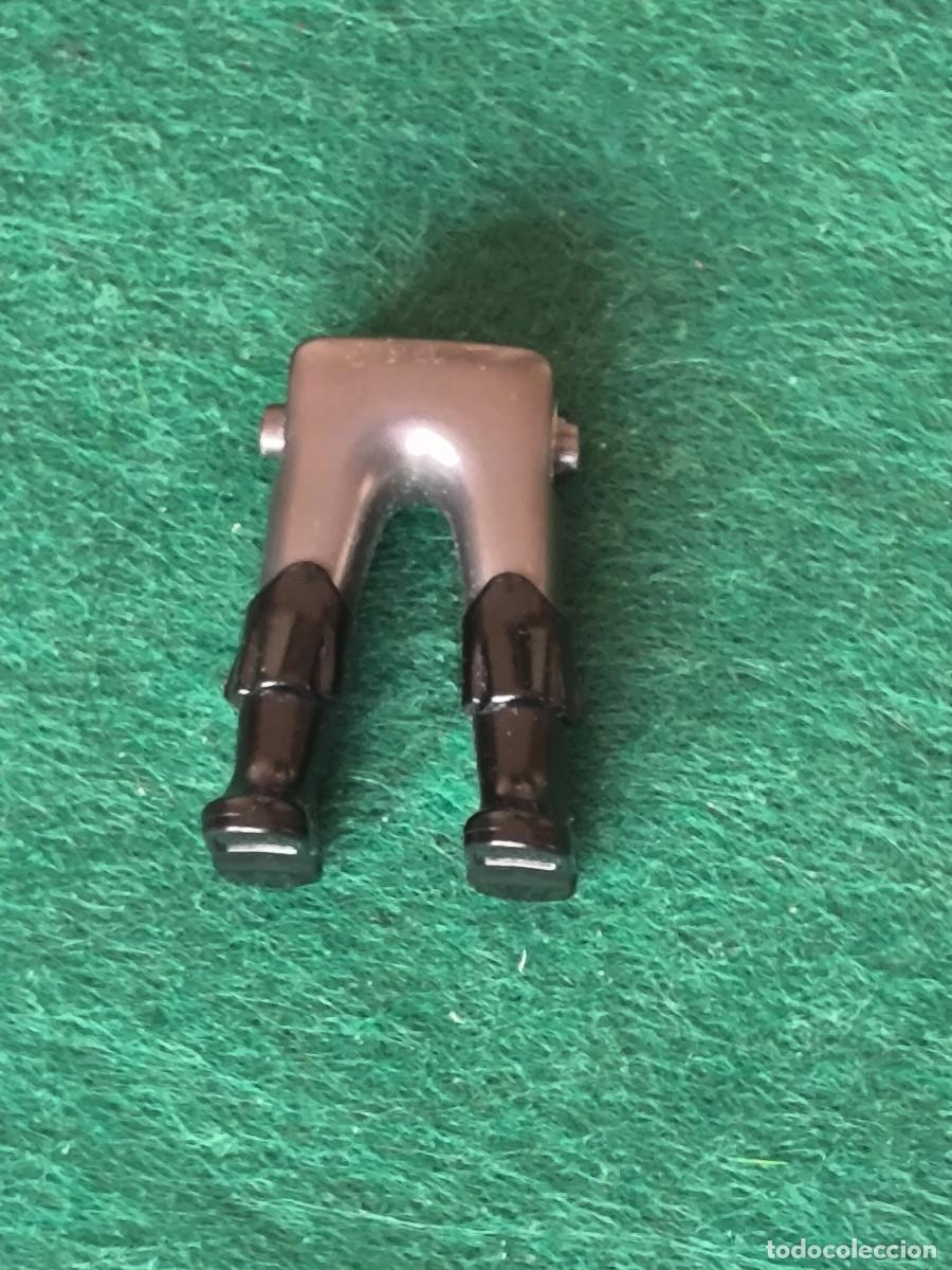 Playmobil: Playmobil piernas pantal&oacute;n antracita botas negras vikingos medieval romanos b&aacute;rbaros piratas