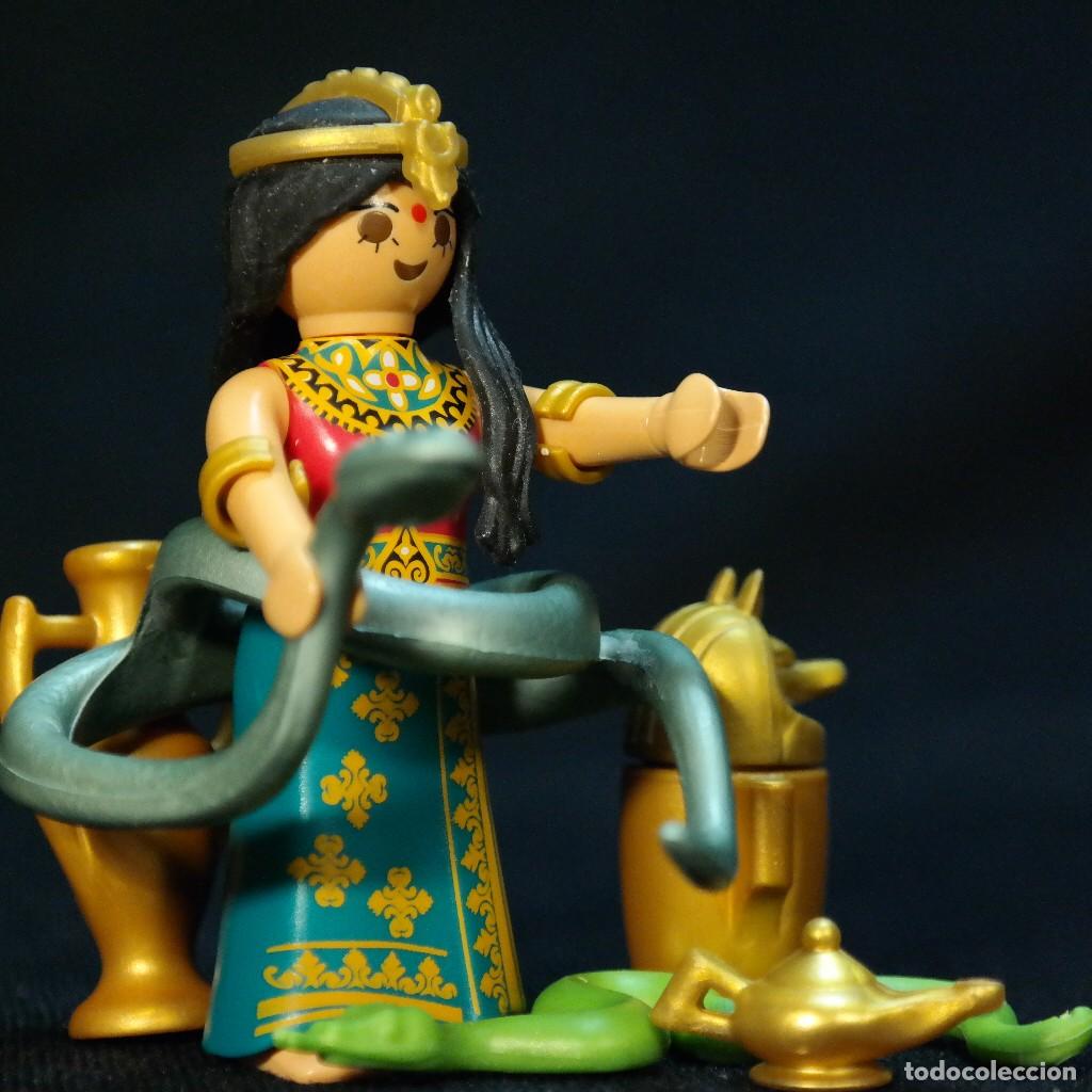 Playmobil: Playmobil mujer india con serpiente boa ☼
