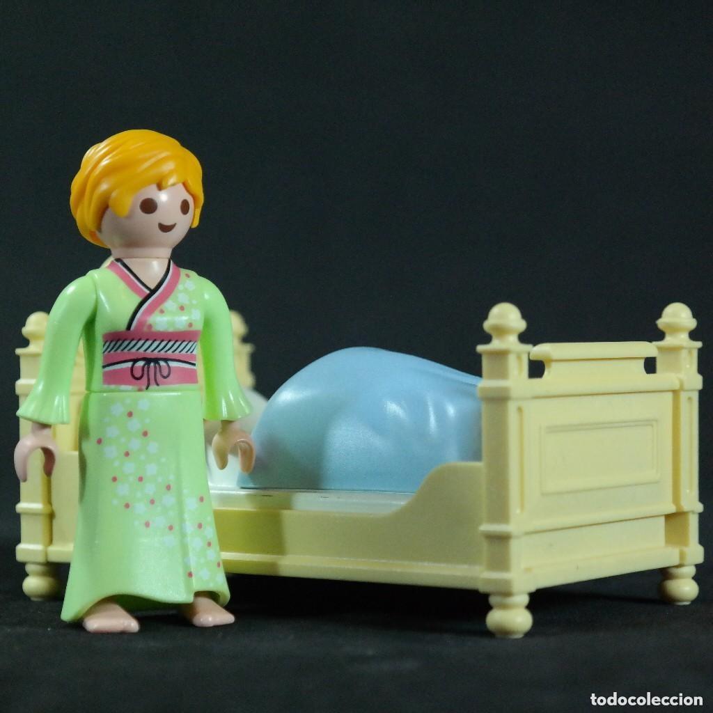 Playmobil: Playmobil mujer con cama ☼