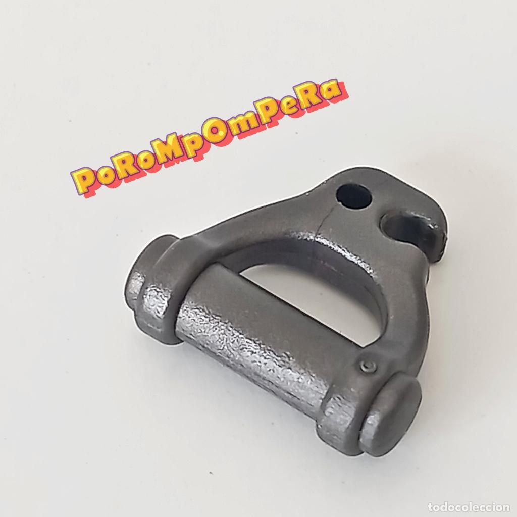 Playmobil: PLAYMOBIL ASA OSCURA ENGANCHE CADENA S7