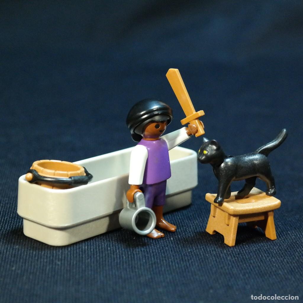 Playmobil: Playmobil ni&ntilde;o con gato y accesorios ☼