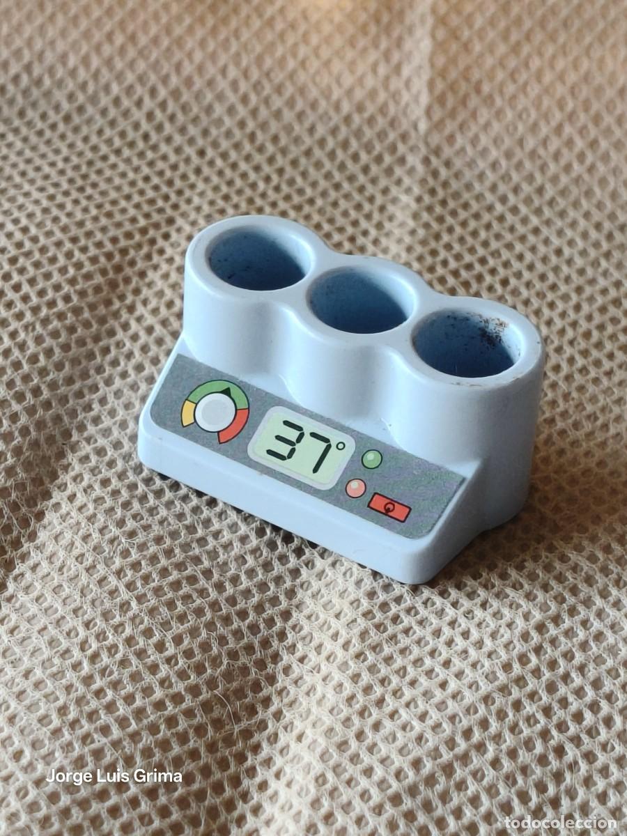 Playmobil: PLAYMOBIL PORTABIBERONES REF 30269510 SETS 4404 4343 4093 4344 6226 6295 5531 5653 9808 9858