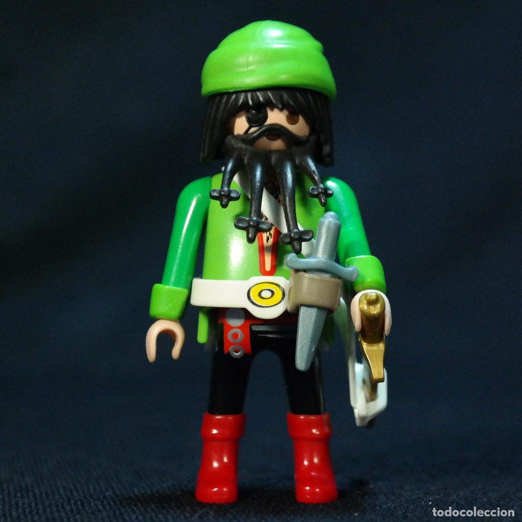 Playmobil: Playmobil pirata con gorro verde ☼