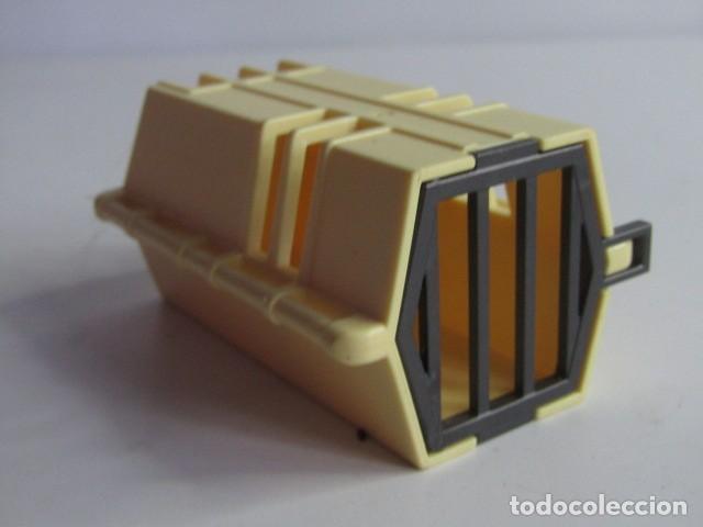 Playmobil: DIFICIL TRANSPORTIN GRANDE DE VIAJE PARA PERROS GRANDES DE PLAYMOBIL