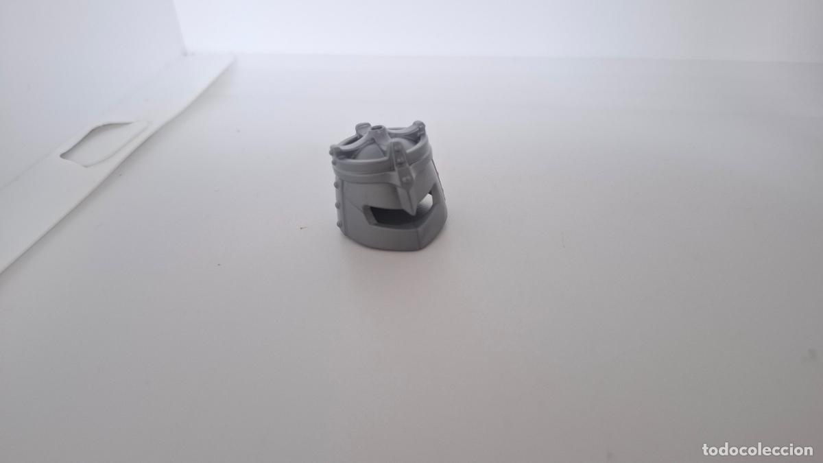 Playmobil: PLAYMOBIL CASCO MEDIEVAL SOLDADO GRIS PARA PLUMA GUERRERO