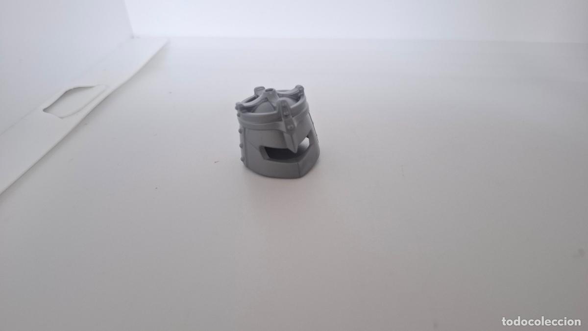 Playmobil: PLAYMOBIL CASCO MEDIEVAL SOLDADO GRIS PARA PLUMA GUERRERO