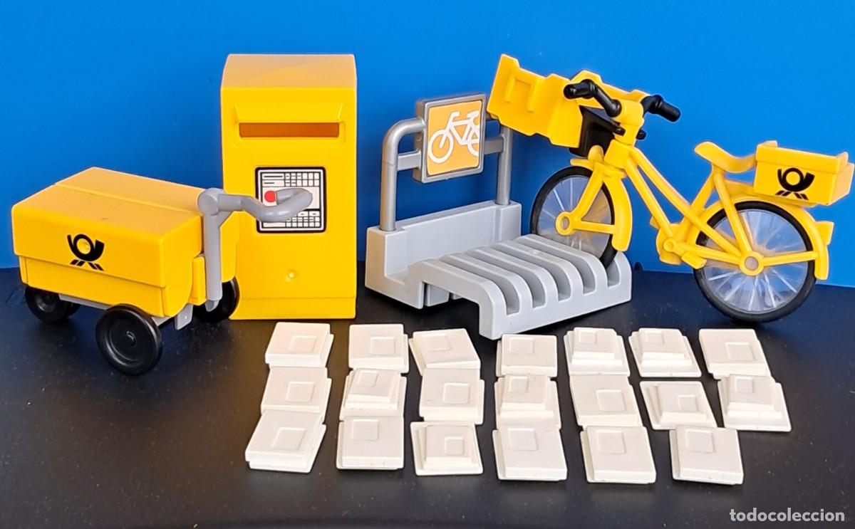 Playmobil: Lote accesorios cartero de playmobil. Buz&oacute;n bicicleta cartas carrito. Set 4403