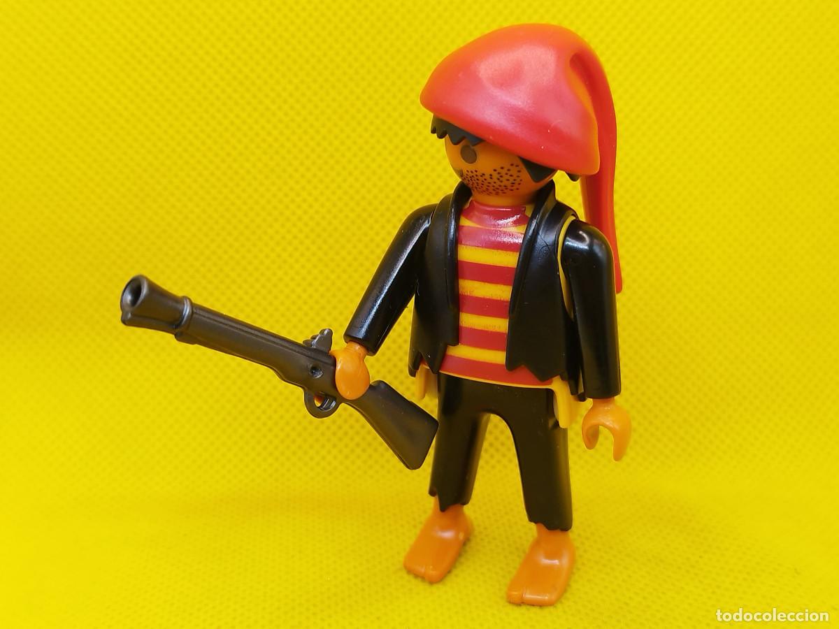 Playmobil: Playmobil Pirata descalzo con gorro rojo