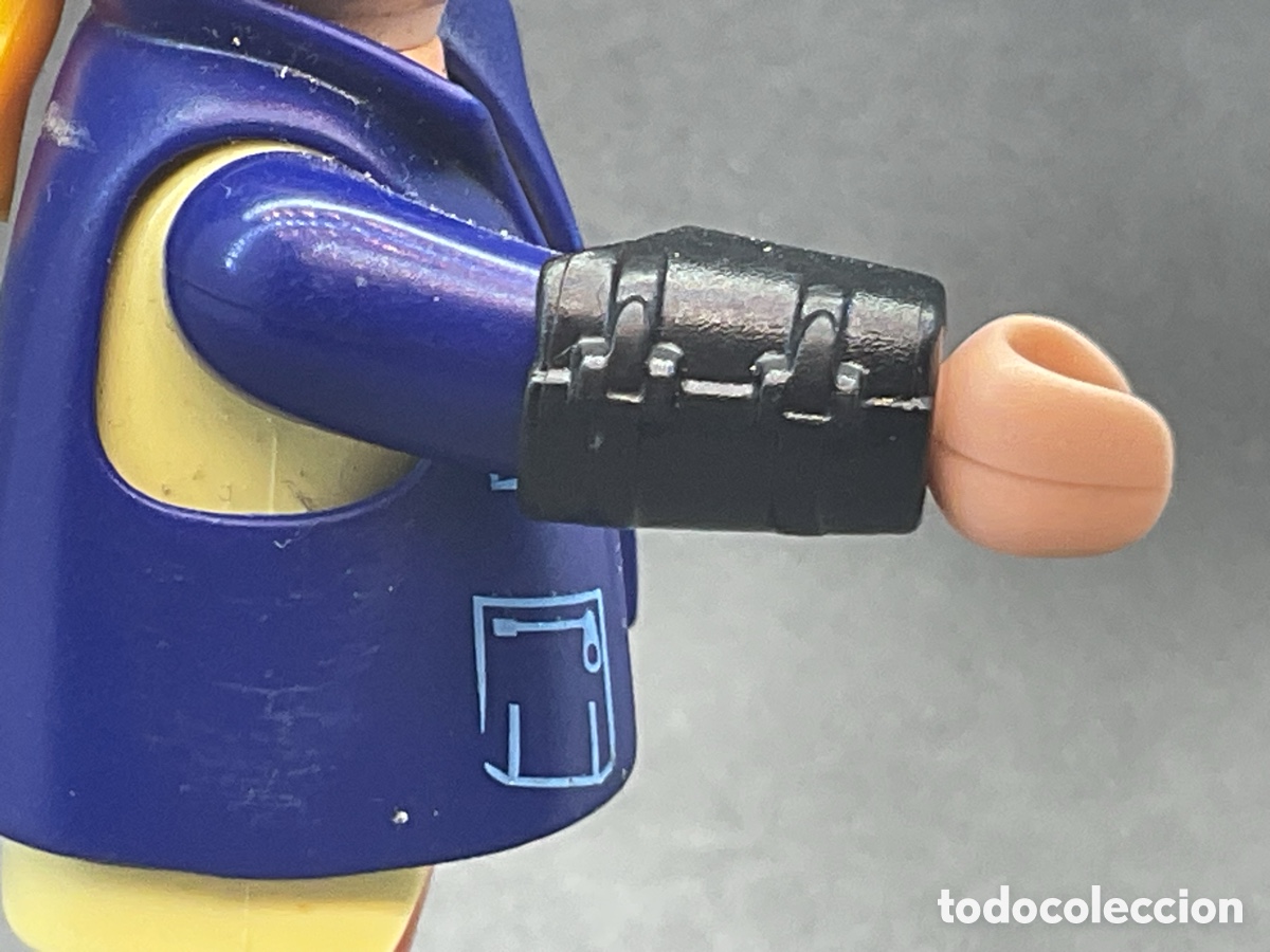 Playmobil: ACCESORIO PLAYMOBIL. PU&Ntilde;O, BRAZALETE, MU&Ntilde;EQUERA.