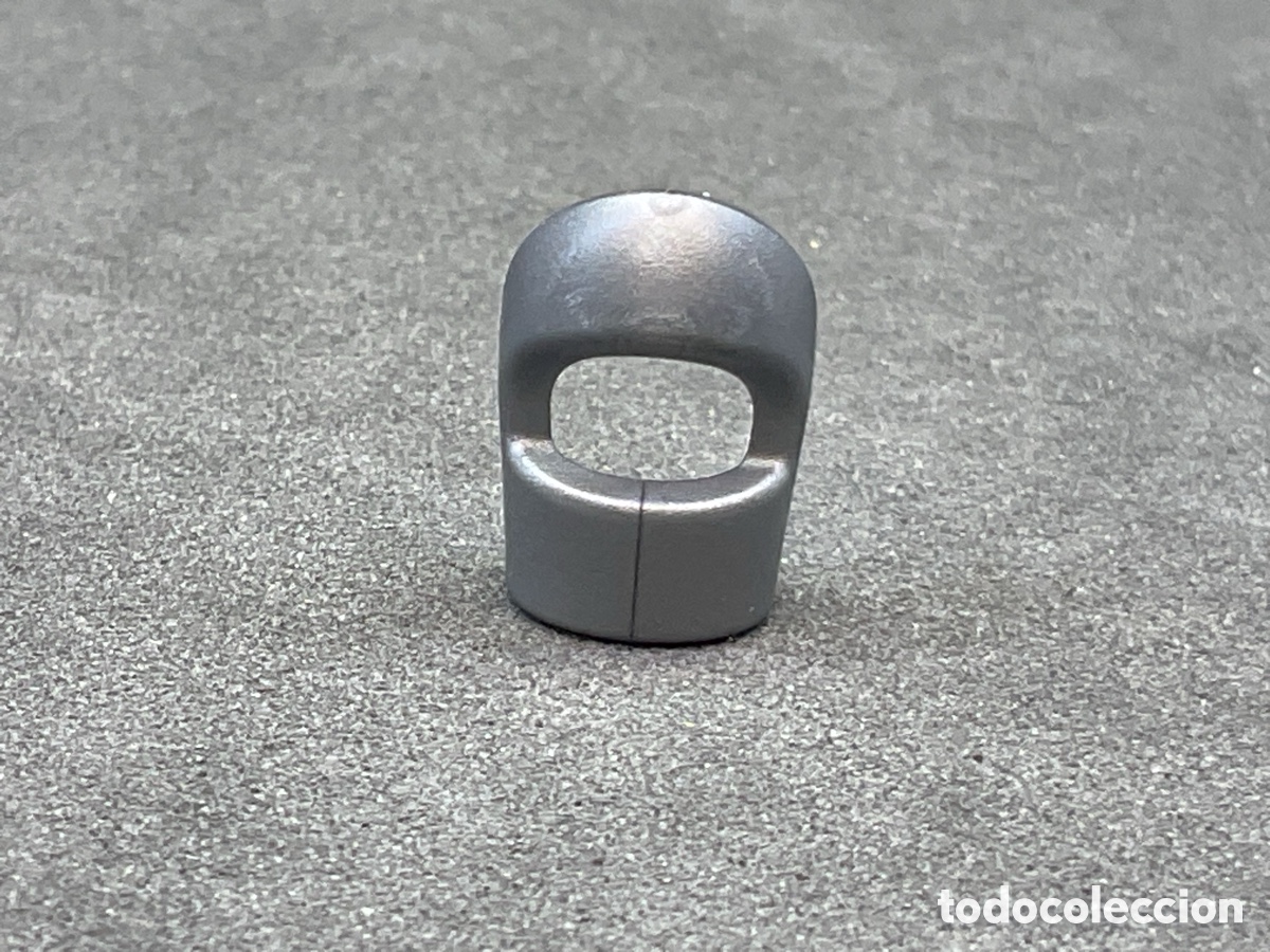 Playmobil: ACCESORIO PLAYMOBIL. HOMBRERA COLOR GRIS REF NI&Ntilde;OS