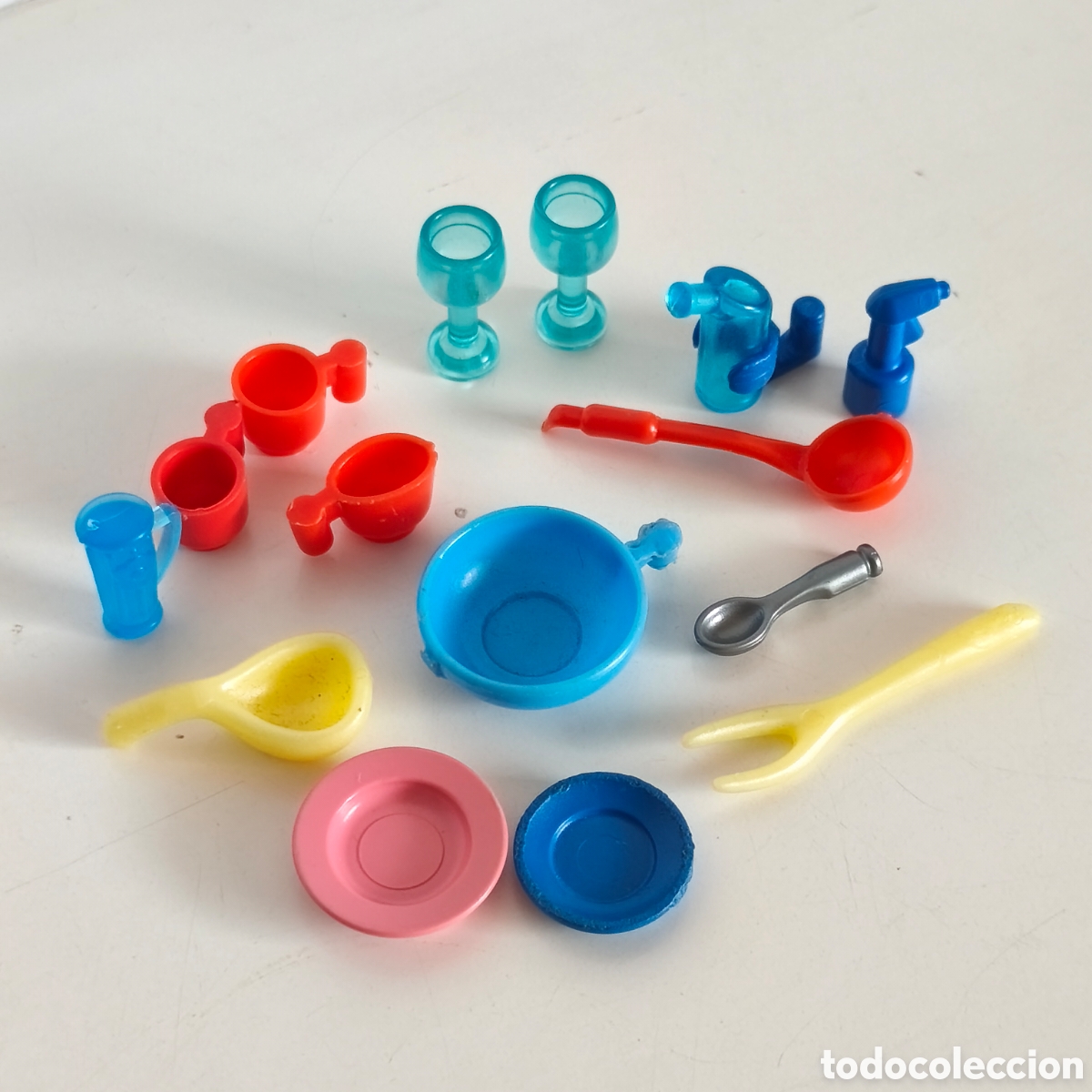 Playmobil: Playmobil, lote articulos de cocina, tazas, bols, cucharones, copas, etc.