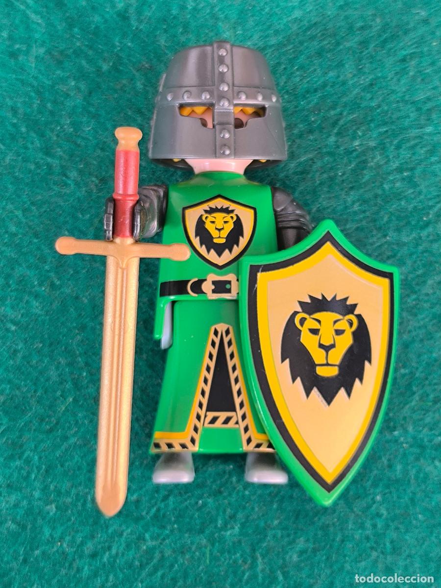 Playmobil: playmobil caballero medieval rey verde le&oacute;n dorado espada claymore escudo yelmo antracita (fotos)