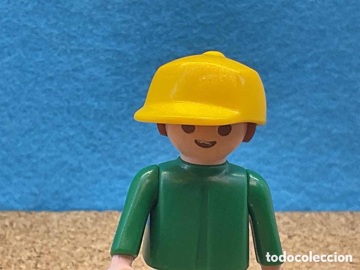 Playmobil: Accesorio Playmobil. Gorra Amarilla Visera Ni&ntilde;os.