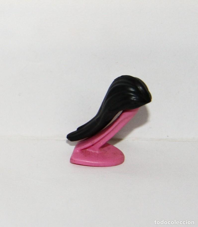 Playmobil: Playmobil postizo NEGRO mo&ntilde;o EXPOSITOR coleta pelo mujer victoriana serie rosa peluca reina