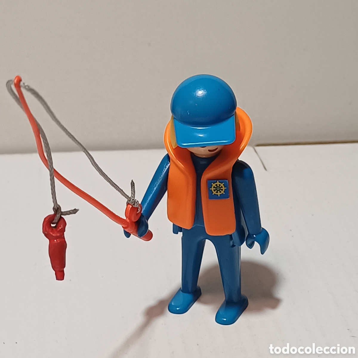 Playmobil: Figura Playmobil pescador marinero lancha ca&ntilde;a roja corcho no original ref. 3574