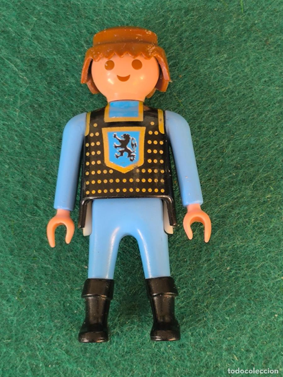 Playmobil: playmobil figura caballero medieval azul negro dorado le&oacute;n rampante castillo torneo vikingos romanos