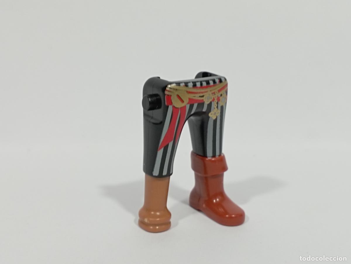 Playmobil: PLAYMOBIL PIERNAS PIRATAS ...........