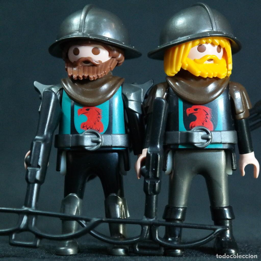 Playmobil: Playmobil 2 ballesteros de aguila medievales ☼