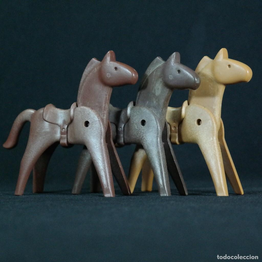 Playmobil: Playmobil 3 caballos con sillas fijas ☼