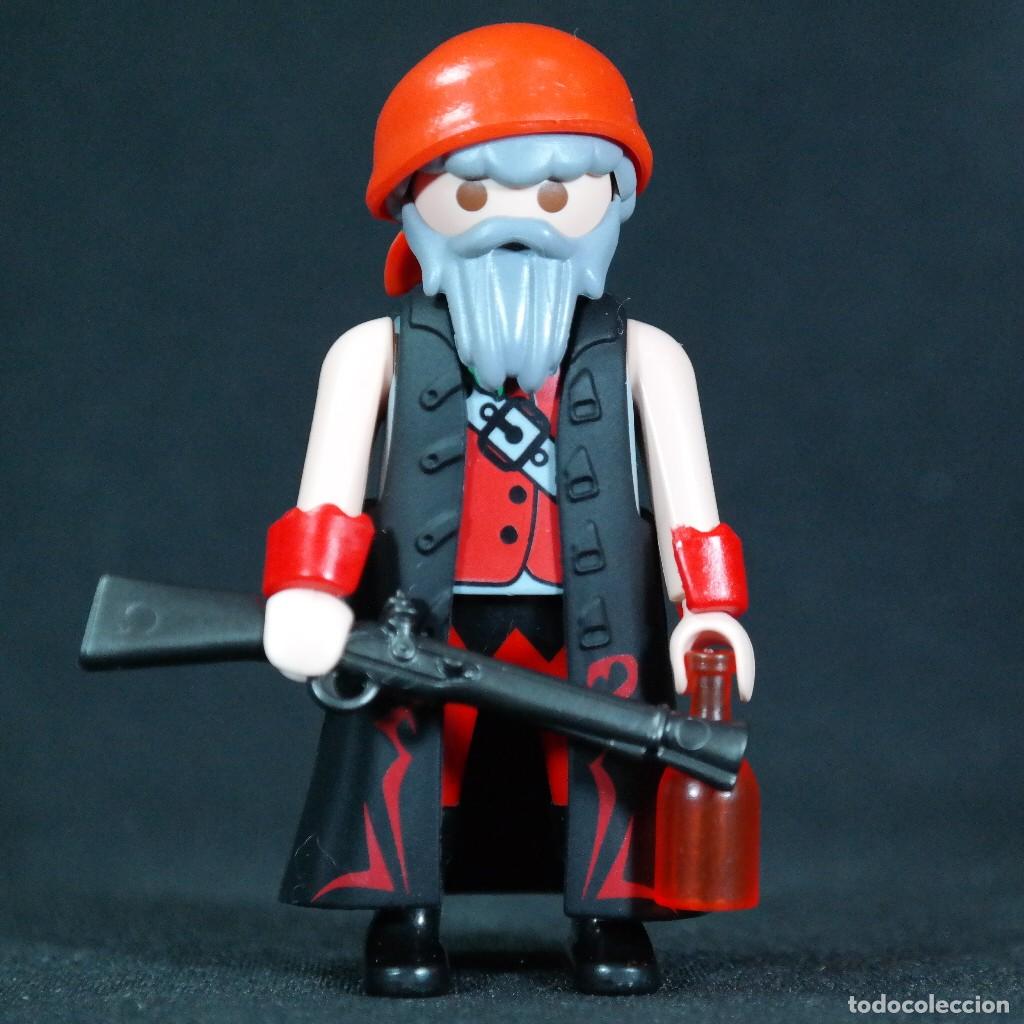Playmobil: Playmobil pirata viejo con saco negro ☼