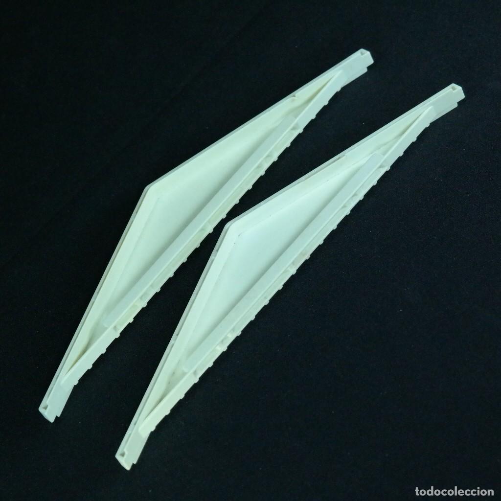 Playmobil: Playmobil dos conectores blancos steck☼ - Foto 2