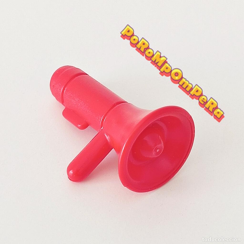 Playmobil: PLAYMOBIL MEG&Aacute;FONO ROJO ALTAVOZ POLIC&Iacute;A OBRA BOMBEROS HELIC&Oacute;PTERO M3