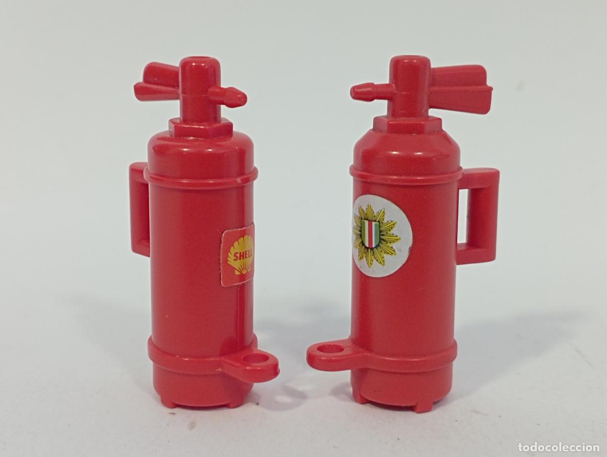 Playmobil: PLAYMOBIL 2 EXTINTOR BOMBEROS CIUDAD - Foto 1