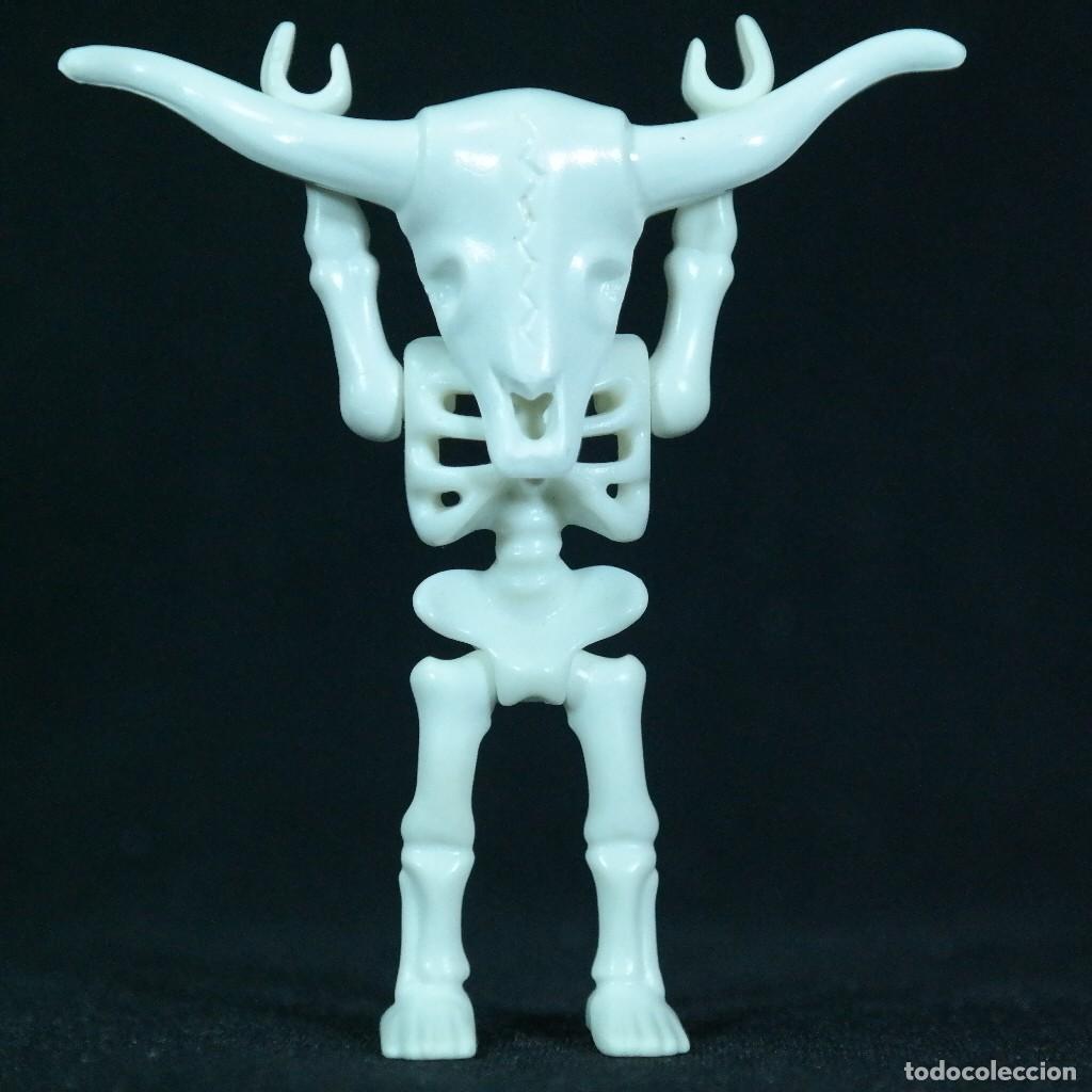 Playmobil: Playmobil esqueleto con cabeza de vaca ☼