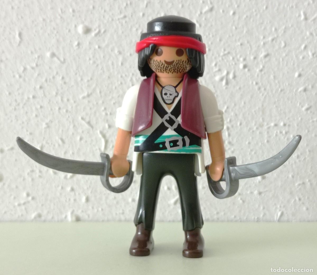 Playmobil: PLAYMOBIL. PIRATA CON COLGANTE CABEZA REDUCIDA, TRIPULANTE BARCO/GALE&Oacute;N PIRATA (2011)