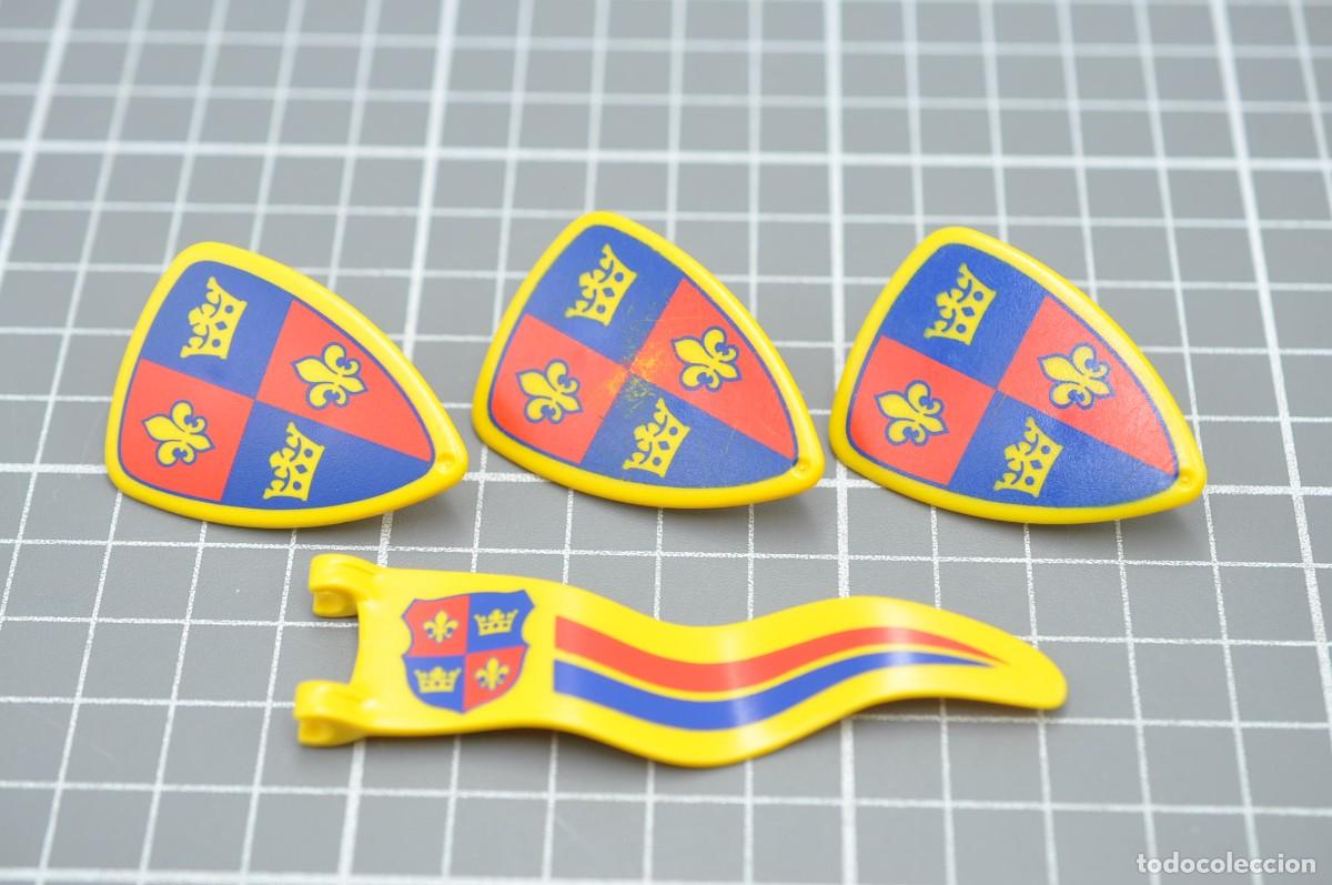 Playmobil: wsk056 Playmobil, 3 escudos y bandera