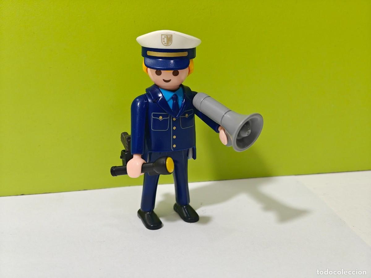 Playmobil: playmobil figura hombre polic&iacute;a polizei, comisar&iacute;a, parque, c&aacute;rcel, ladrones, cuartel, moto, city.