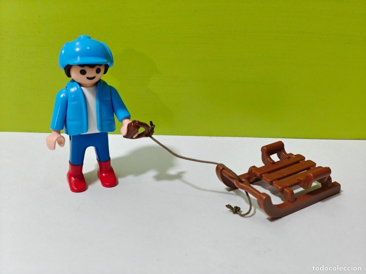 Playmobil: playmobil figura ni&ntilde;o con trineo, invierno, monta&ntilde;a, nieve, estaci&oacute;n esqu&iacute;, parque, city...