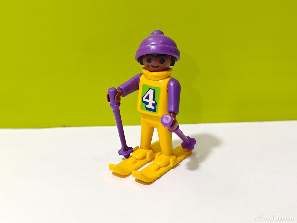 Playmobil: playmobil figura ni&ntilde;o con esqu&iacute;s-esquiador, invierno, monta&ntilde;a, nieve, estaci&oacute;n, parque, city...