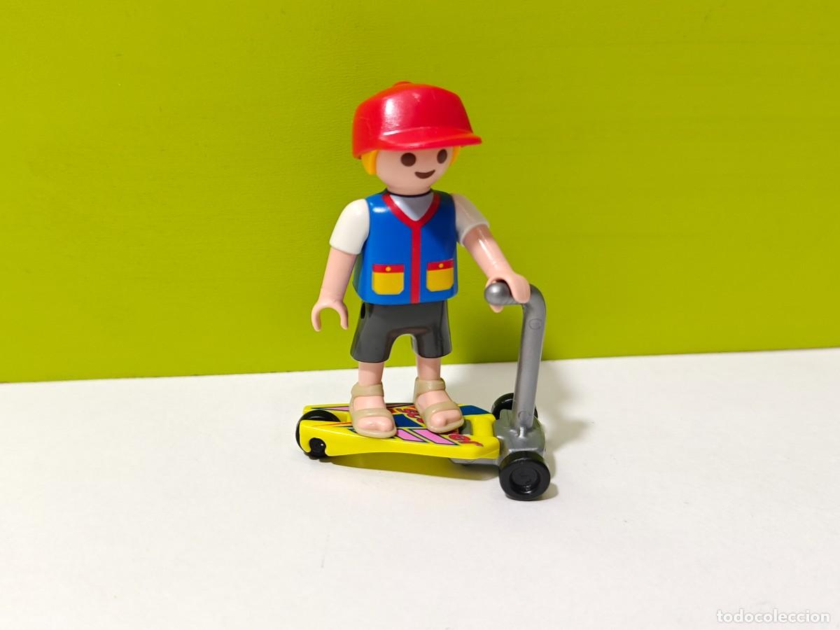 Playmobil: playmobil figura ni&ntilde;o en patinete, colegio, parque, feria, guarder&iacute;a, city...