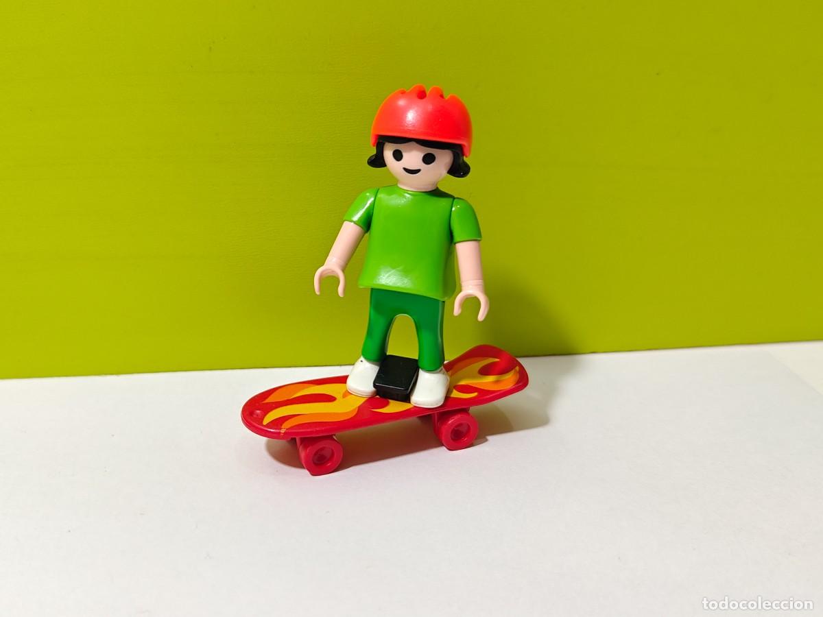 Playmobil: playmobil figura ni&ntilde;a en skate-monopat&iacute;n, colegio, parque, feria, guarder&iacute;a, city...