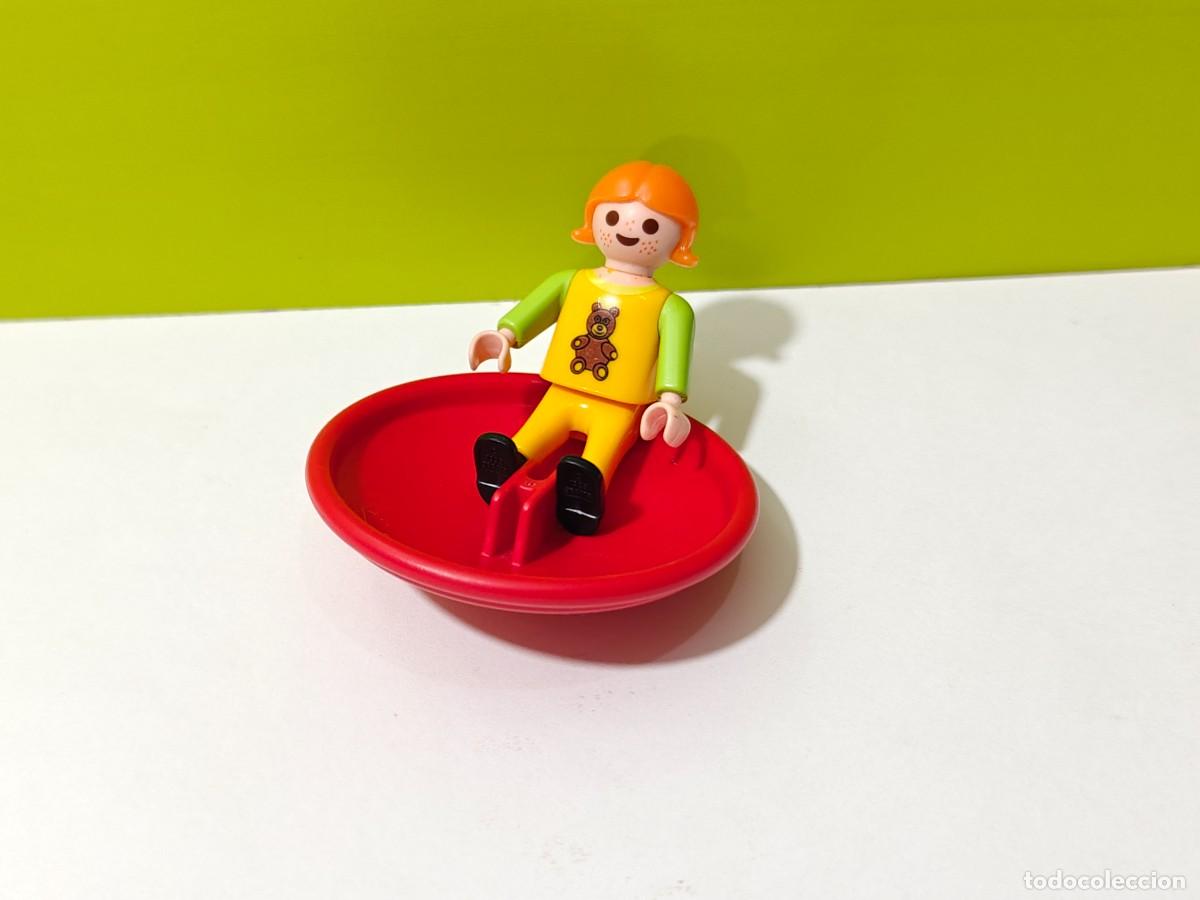 Playmobil: playmobil figura ni&ntilde;a con balanc&iacute;n, parque, colegio, guarder&iacute;a, feria, parque atracciones, casa,city