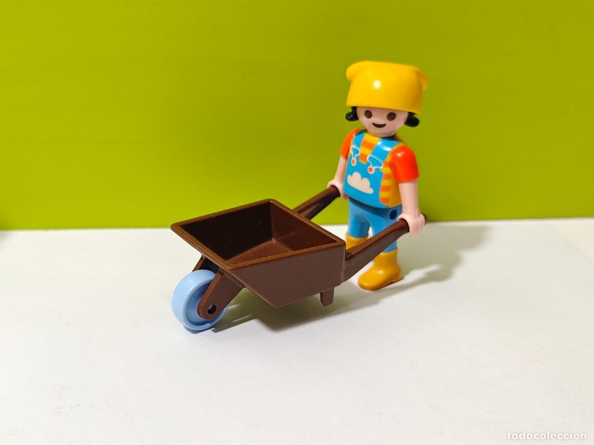 Playmobil: playmobil figura ni&ntilde;a con carretillo, granja, establo, cuadra, huerto, victoriano, medieval. city...