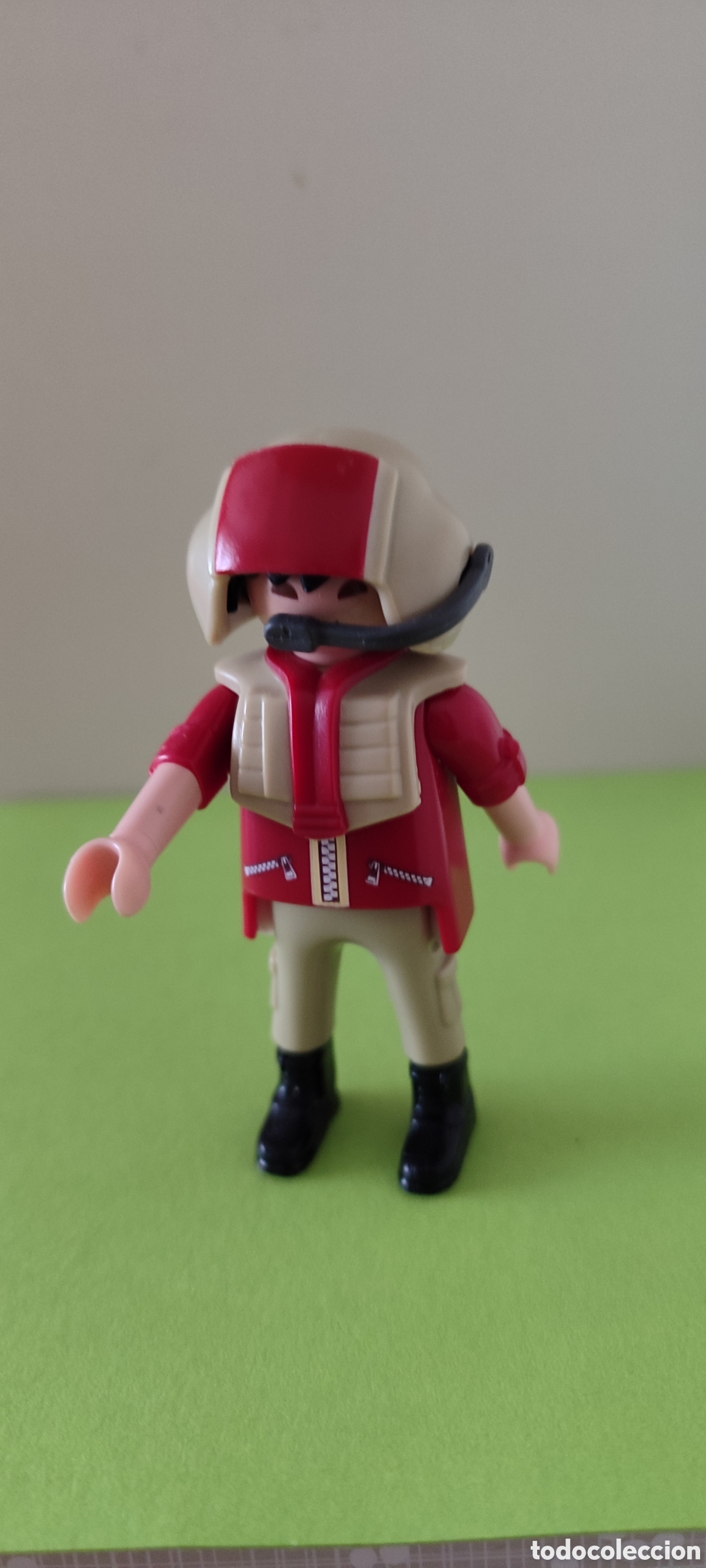Playmobil: Piloto helic&oacute;ptero dinosaurios. Playmobil