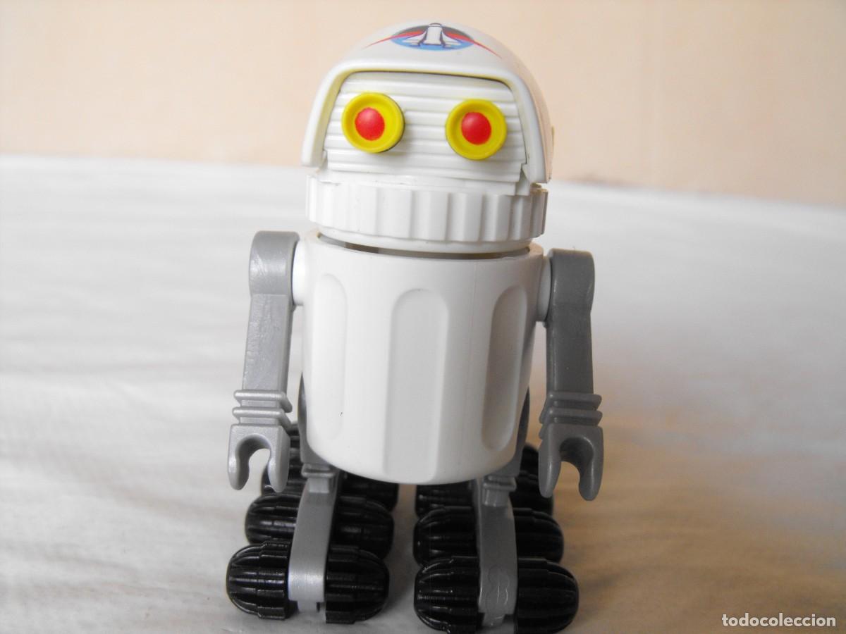 Playmobil: PLAYMOBIL. Robot androide blanco.
