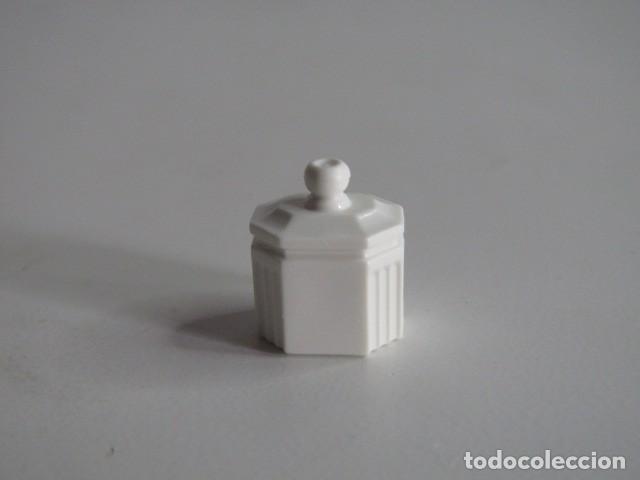 Playmobil: DIFICIL BOTE BLANCO ESPECIAL BA&Ntilde;O COCINA MANSION VICTORIANA PLAYMOBIL