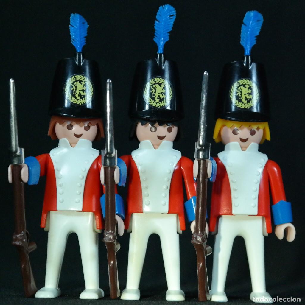 Playmobil: Playmobil tres soldados ingleses ☼