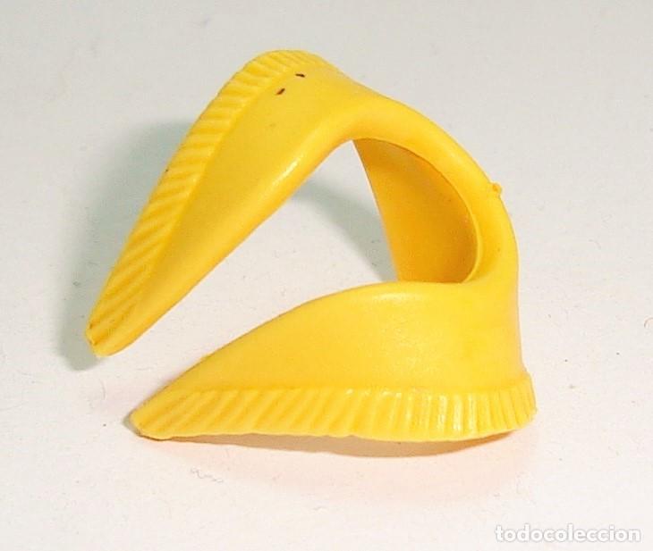 Playmobil: ACCESORIO PLAYMOBIL PA&Ntilde;UELO CUELLO LOTE 222