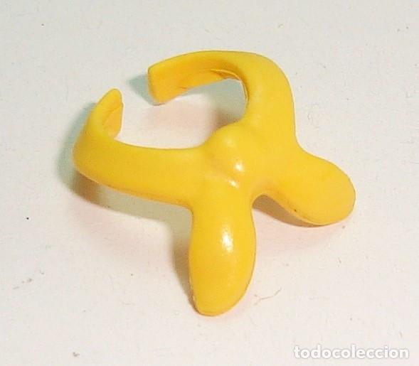 Playmobil: ACCESORIO PLAYMOBIL PA&Ntilde;UELO CUELLO LOTE 223