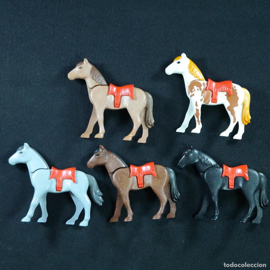 Playmobil: Playmobil 5 caballos ☼
