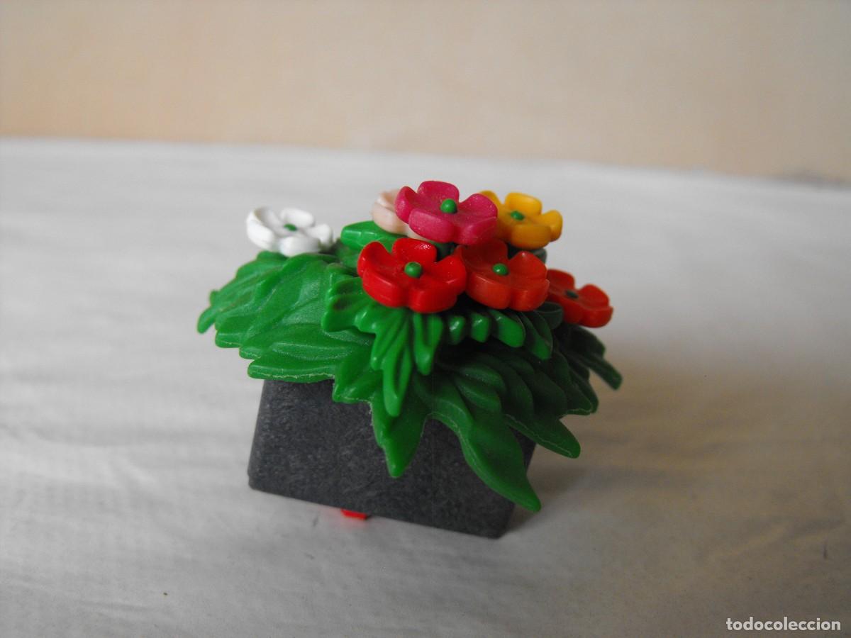 Playmobil: PLAYMOBIL. Macetero con plata y flores.
