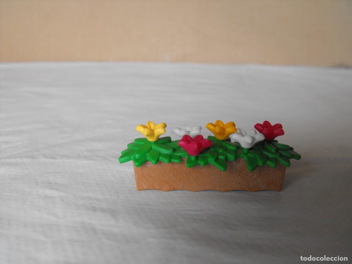Playmobil: PLAYMOBIL. Macetero con plata y flores.