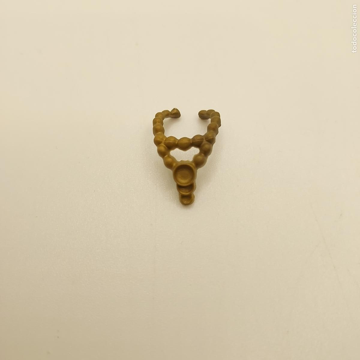 Playmobil: PLAYMOBIL SEGUNDA MANO COLLAR DAMA SE&Ntilde;ORA PRINCESA REINA MEDIEVAL BEL&Eacute;N PIRATA