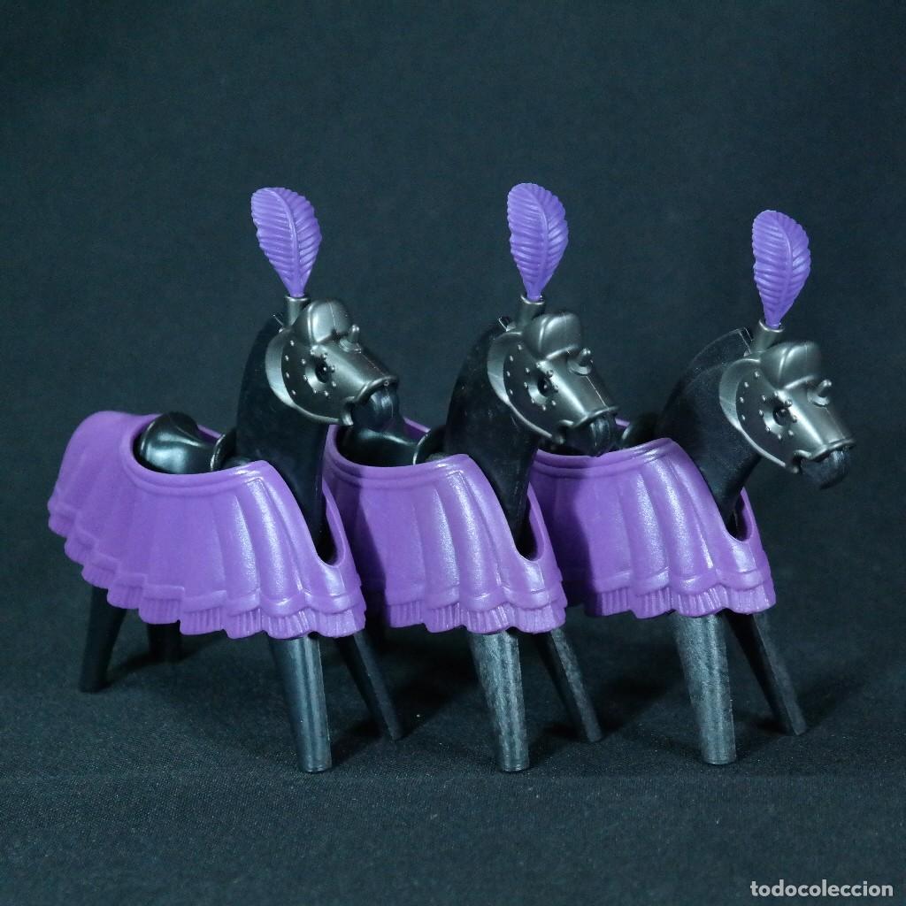 Playmobil: Playmobil 3 caballos medievales ☼