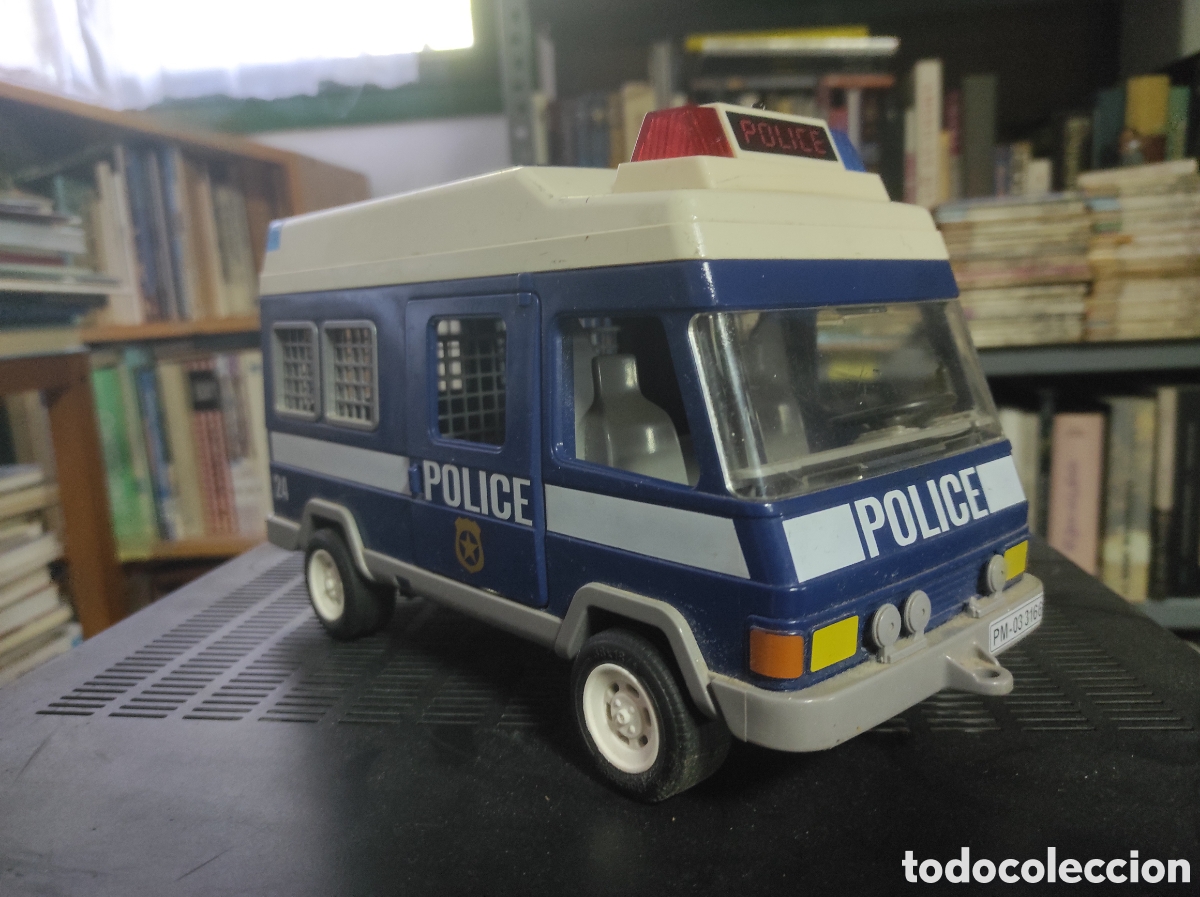 Playmobil: PLAYMOBIL FURG&Oacute;N DE LA POLICIA