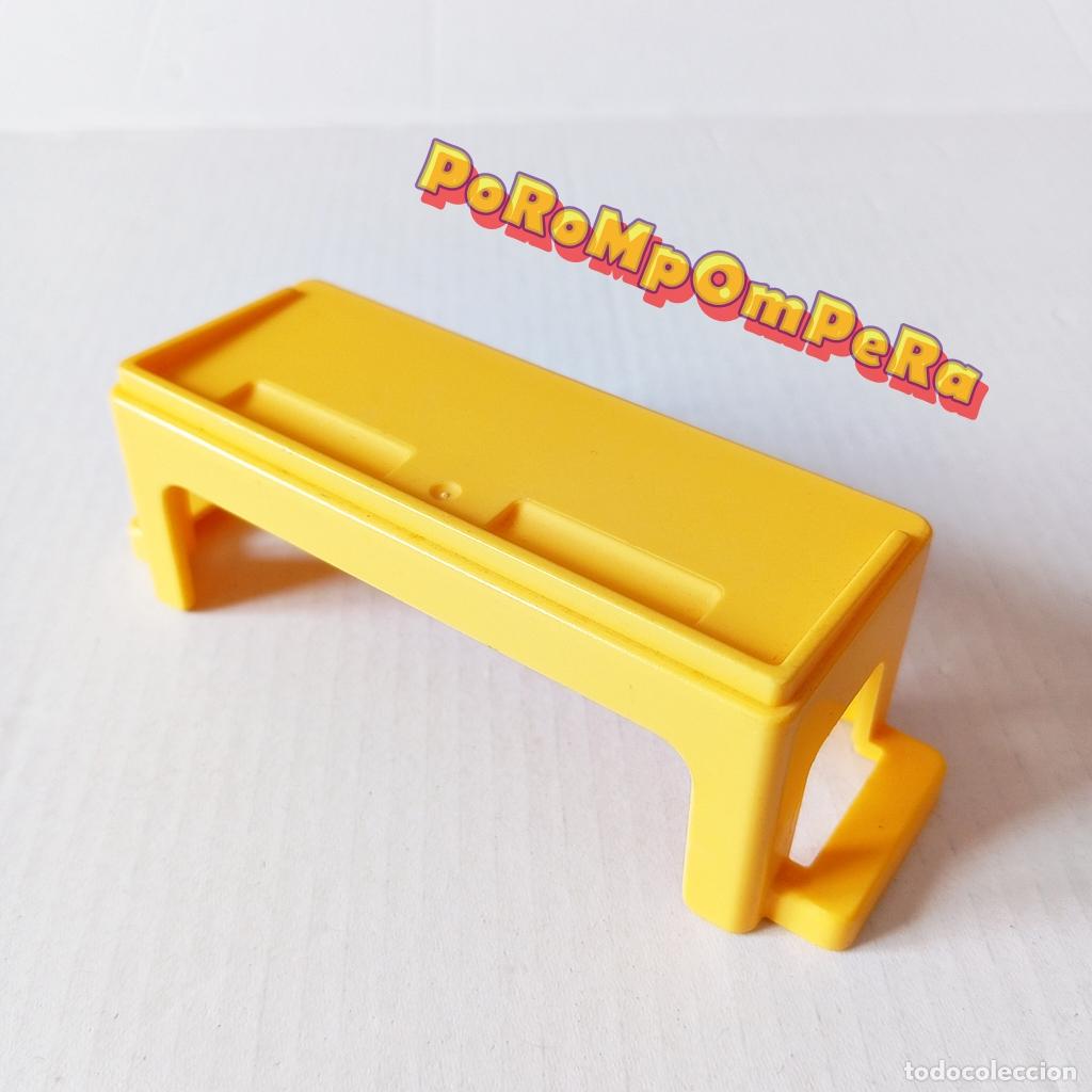 Playmobil: PLAYMOBIL PUPITRE AMARILLO HABITACI&Oacute;N INFANTIL 5333 ASIENTO DORMITORIO SILLA INFANTIL NI&Ntilde;OS MBX